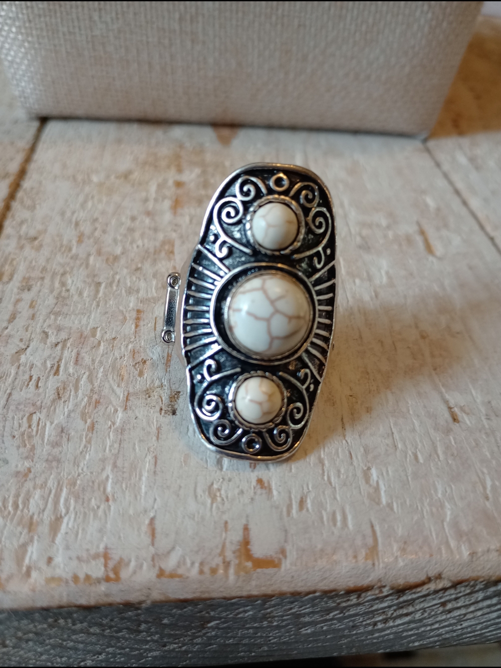 paparazzi Silver-Tone White Stone Filigree Oval Ring